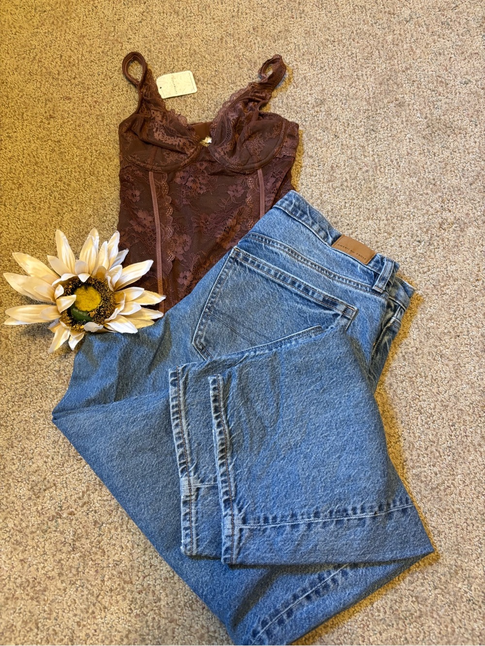 American Eagle Barrel Jeans